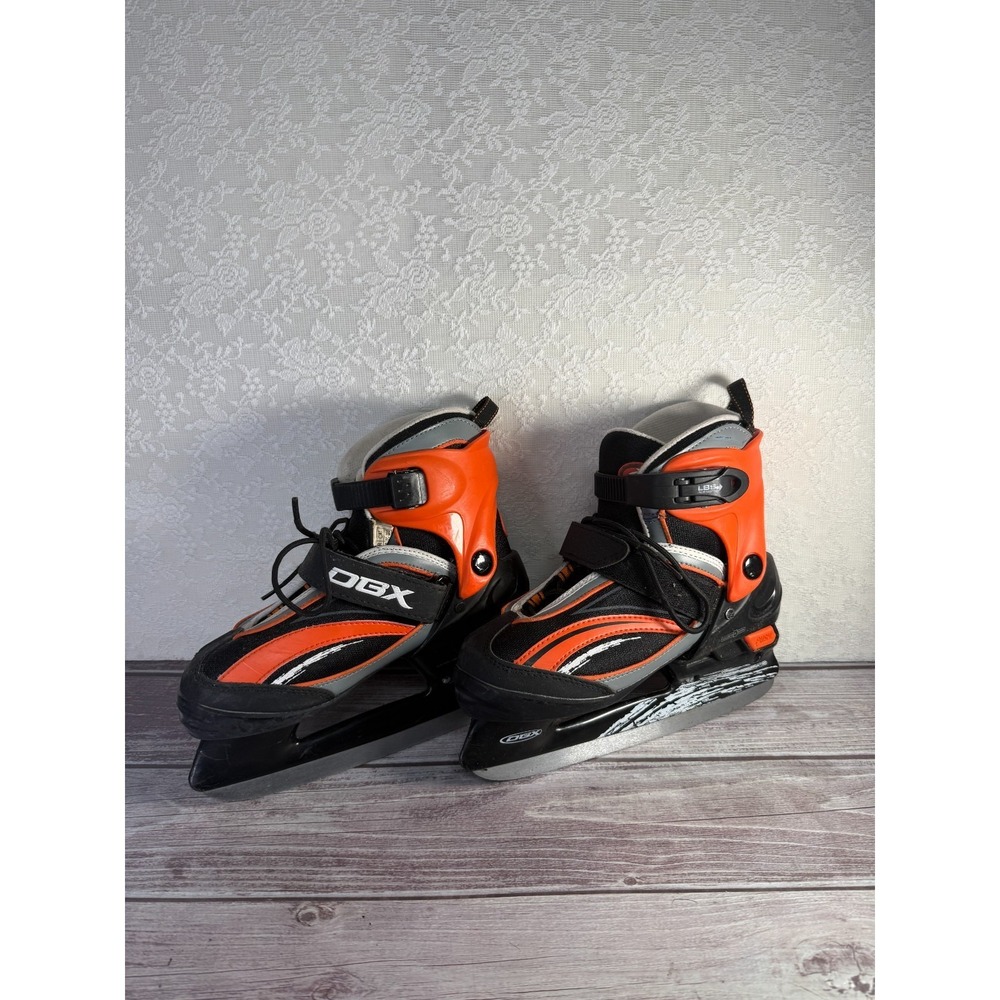 DBX Boys/Girls Adjustable Ice Skates Size (1-4) youth/kids